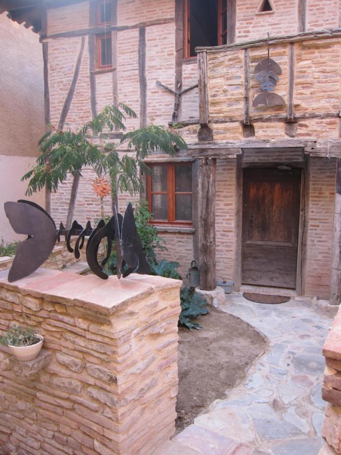 Bed and Breakfast La Lauze Et L'Anguille Gaillac Exterior foto