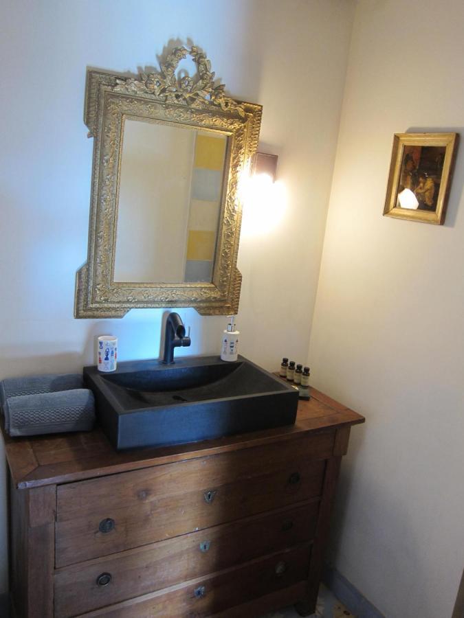 Bed and Breakfast La Lauze Et L'Anguille Gaillac Exterior foto