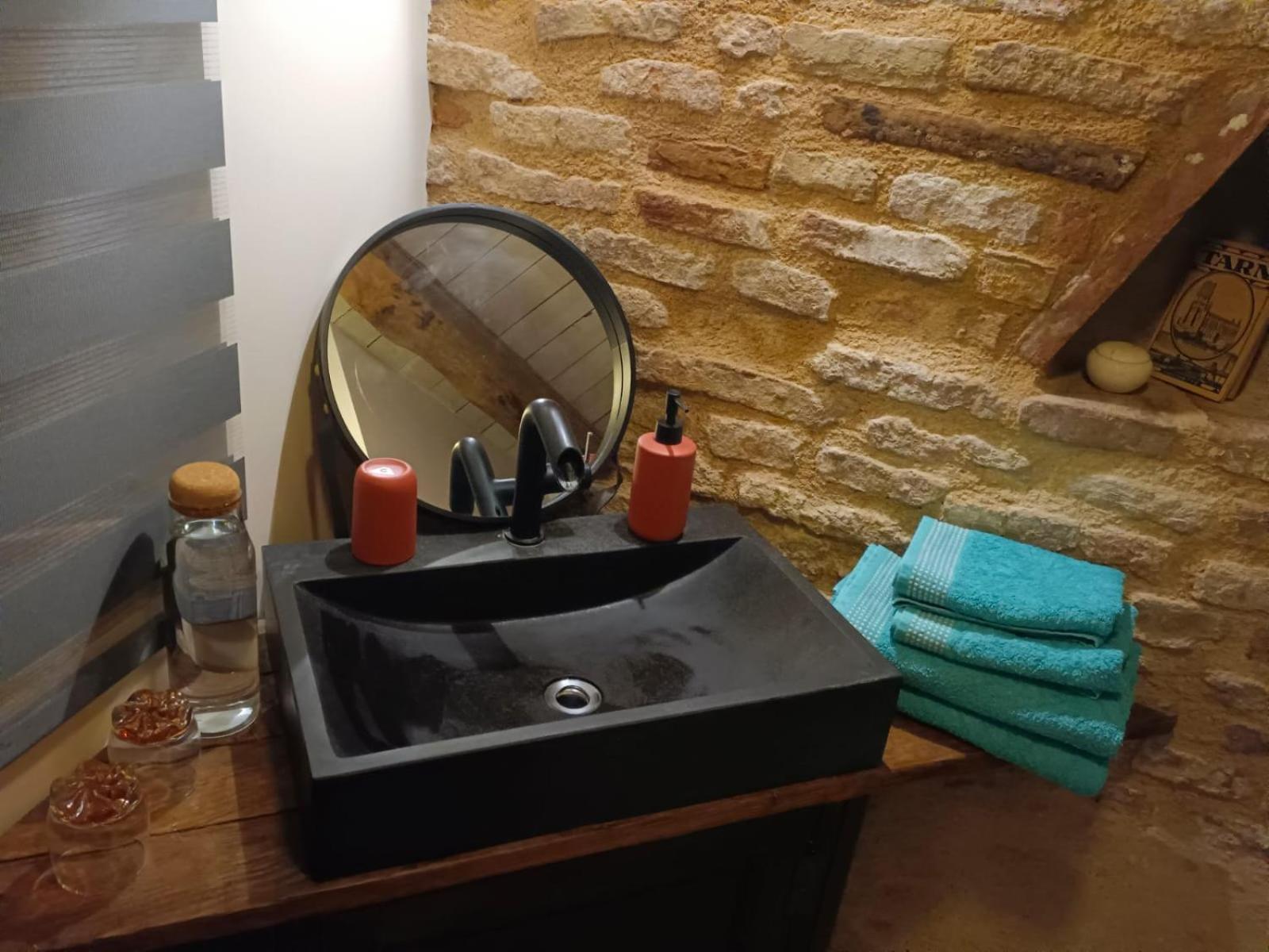 Bed and Breakfast La Lauze Et L'Anguille Gaillac Exterior foto